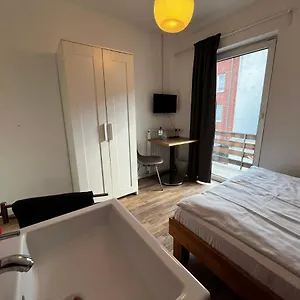 In Neusserstrasse Hostel